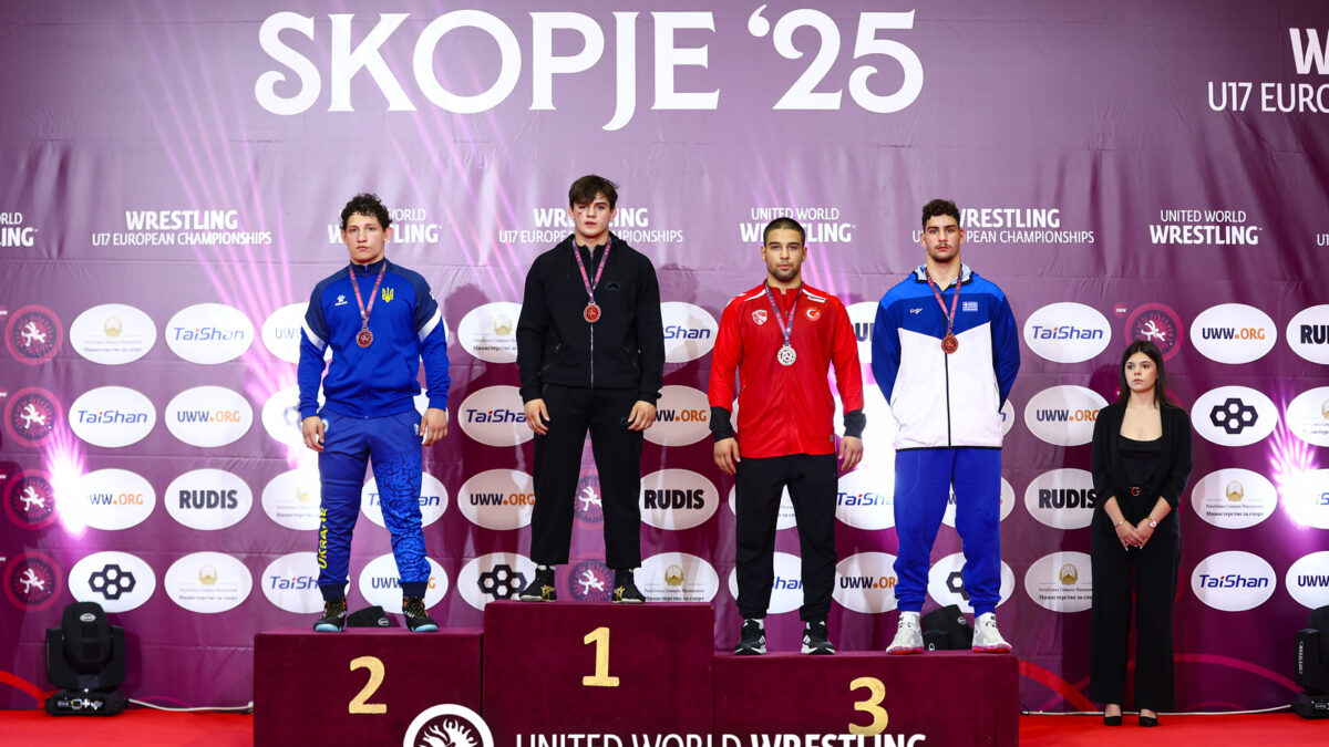 ЧЄ U17. Ларін – віце-чемпіон, Середин – бронзовий призер